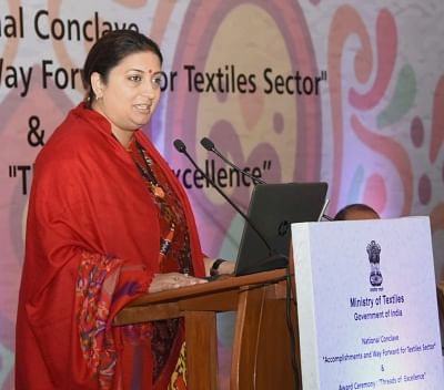 New Delhi: Union Textiles Minister Smriti Irani addresses at the National Conclave on "Accomplishments and Way Forward for Textiles Sector", in New Delhi on Jan 6, 2019. (Photo: IANS/PIB)