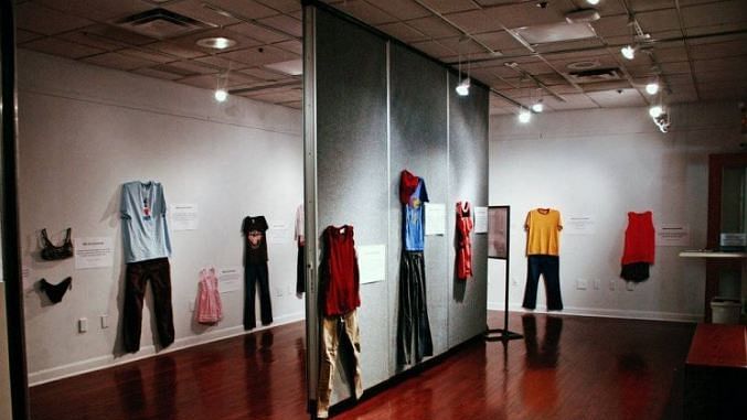 To set aside the absurd notion regarding sexual abuse and “victim-blaming”, the Centre Communautaire Maritime in Brussels has put up an exhibition featuring clothing items that were worn by victims.