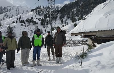 Srinagar: Rescue personnel near the Jawahar Tunnel where an avalanche hit a police post on the Jammu-Srinagar highway, on Feb 8, 2019. Ten people were reported missing after the avalanche. According to the sources, search and rescue operation began shortly after the avalanche but bad weather condition has hampered the efforts. (Photo: IANS)