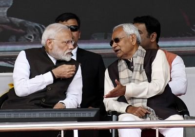 Barauni: Prime Minister Narendra Modi interacts with Bihar Chief Minister Nitish Kumar during the inauguration of various development projects in Bihar