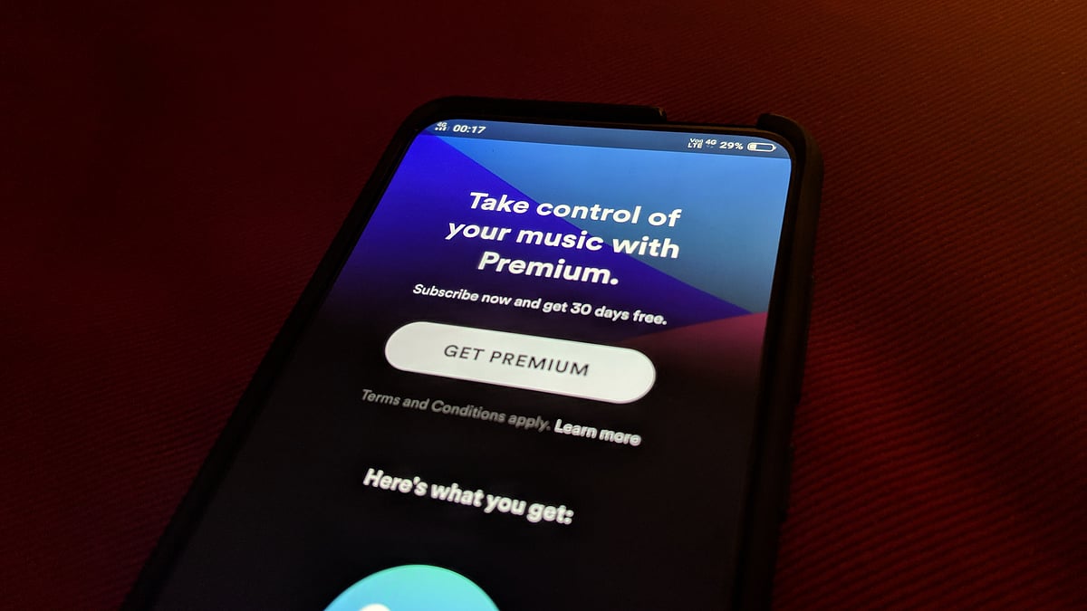 Spotify Free Currators