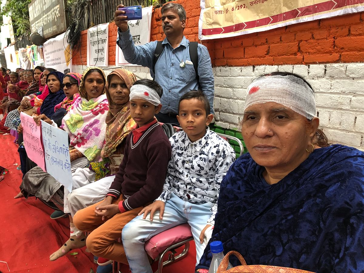Victims of medical negligence protested at Jantar Mantar as they demanded for a new law that can fix accountability.