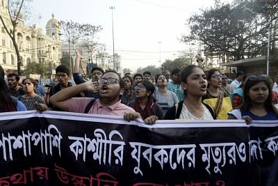 Rights activists rally attacked in Kolkata