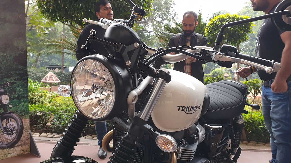 New Triumph Street Twin and Street Scrambler have been launched in India. Here’s a look a the price and specs.