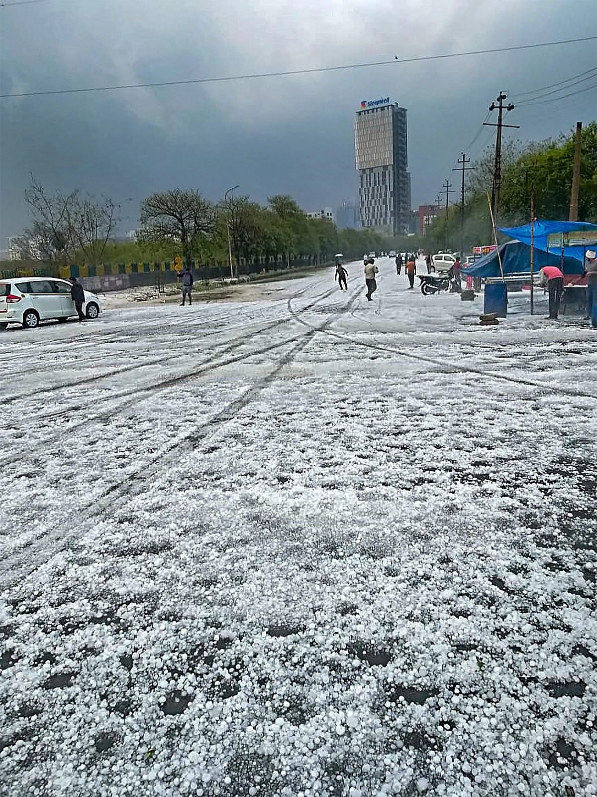 Hailstorm, Heavy Rainfall Disrupts 38 Flights in Delhi