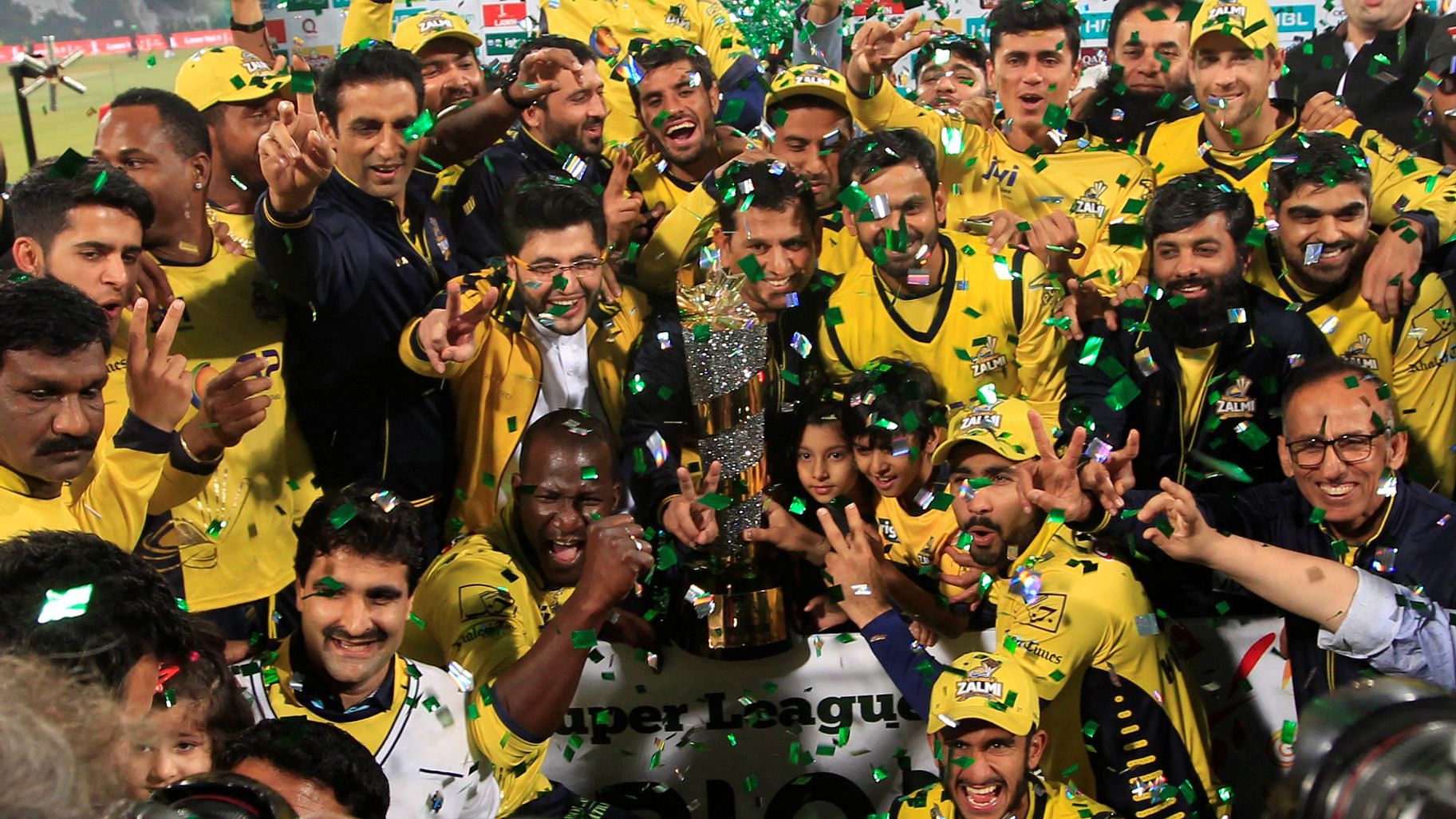 Pakistan’s Peshawar Zalmi celebrate their victory in the Pakistan Sports League at Gaddafi stadium in Lahore, Pakistan, Sunday, March 5, 2017.&nbsp;