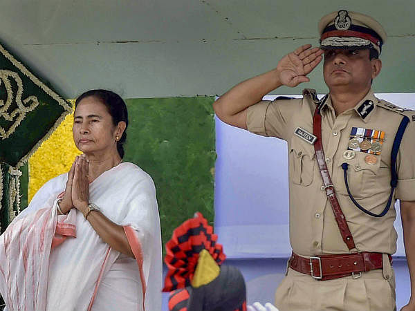 Bengal CM Mamata Banerjee and the Kolkata Police commissioner had a dramatically different equation in 2013.