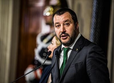 ROME, April 12, 2018 (Xinhua) -- The League party leader Matteo Salvini speaks to the media at the Quirinale Palace in Rome, capital of Italy, on April 12, 2018. The first day of the second round of Italy