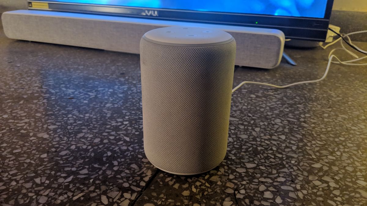 We compare two high-end smart speakers that support Google Assistant and Alexa respectively.