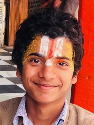14-year-old Bimal Narayan Das, who is learning priesthood at the fabled Hanumangarhi temple. (Photo: Mohit Dubey/IANS)