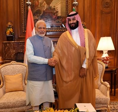 Buenos Aires: Prime Minister Narendra Modi meets the Crown Prince of Saudi Arabia, Mohammed bin Salman Al Saud, on the sidelines of G20 Summit, in Buenos Aires, Argentina on Nov 29, 2018. (Photo: IANS/PIB)