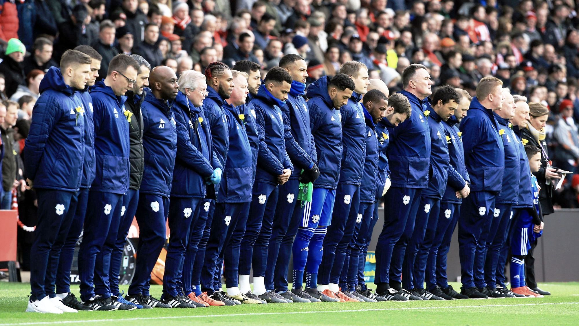 Cardiff City players observe a minute’s silence in honour of the late Emiliano Sala during the Premier League match at St Mary’s Stadium, Southampton.&nbsp;