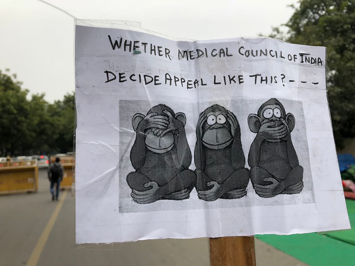 Victims of medical negligence protested at Jantar Mantar as they demanded for a new law that can fix accountability.