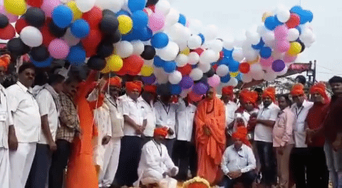 A nitrogen balloon explosion injures at least four including the Suttur mutt seer and MLC Marithibbegowda.