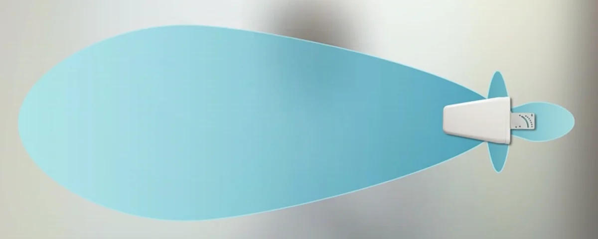 The area marked in blue shows the area of the signal that a directional antenna will receive. 