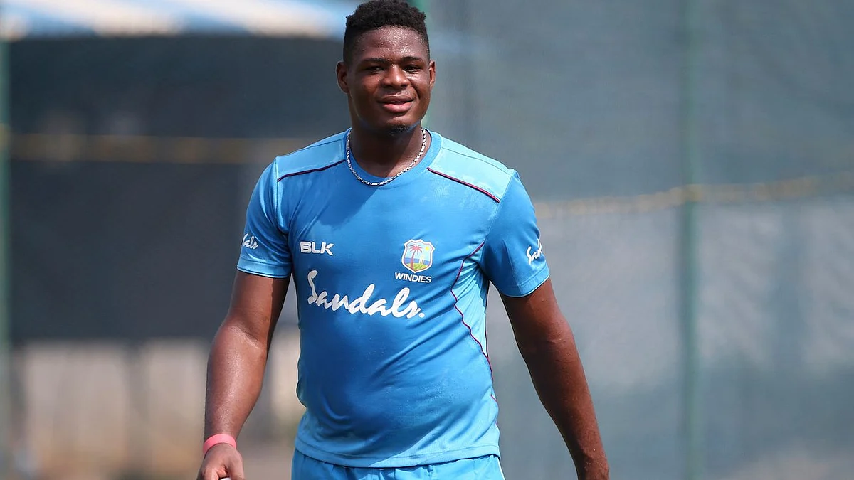 Oshane Thomas has been left injured after being involved in a car accident in Jamaica late Sunday.