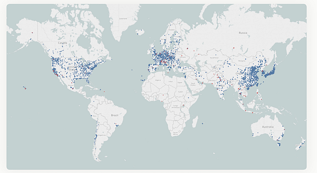 Blue dots indicate government stations and red dots indicate data from independently operated air monitors used in the report.