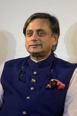 Kolkata: Congress leader Shashi Tharoor during an interactive session over Manifesto Consultation in Kolkata on Nov. 3, 2018. (Photo: IANS)