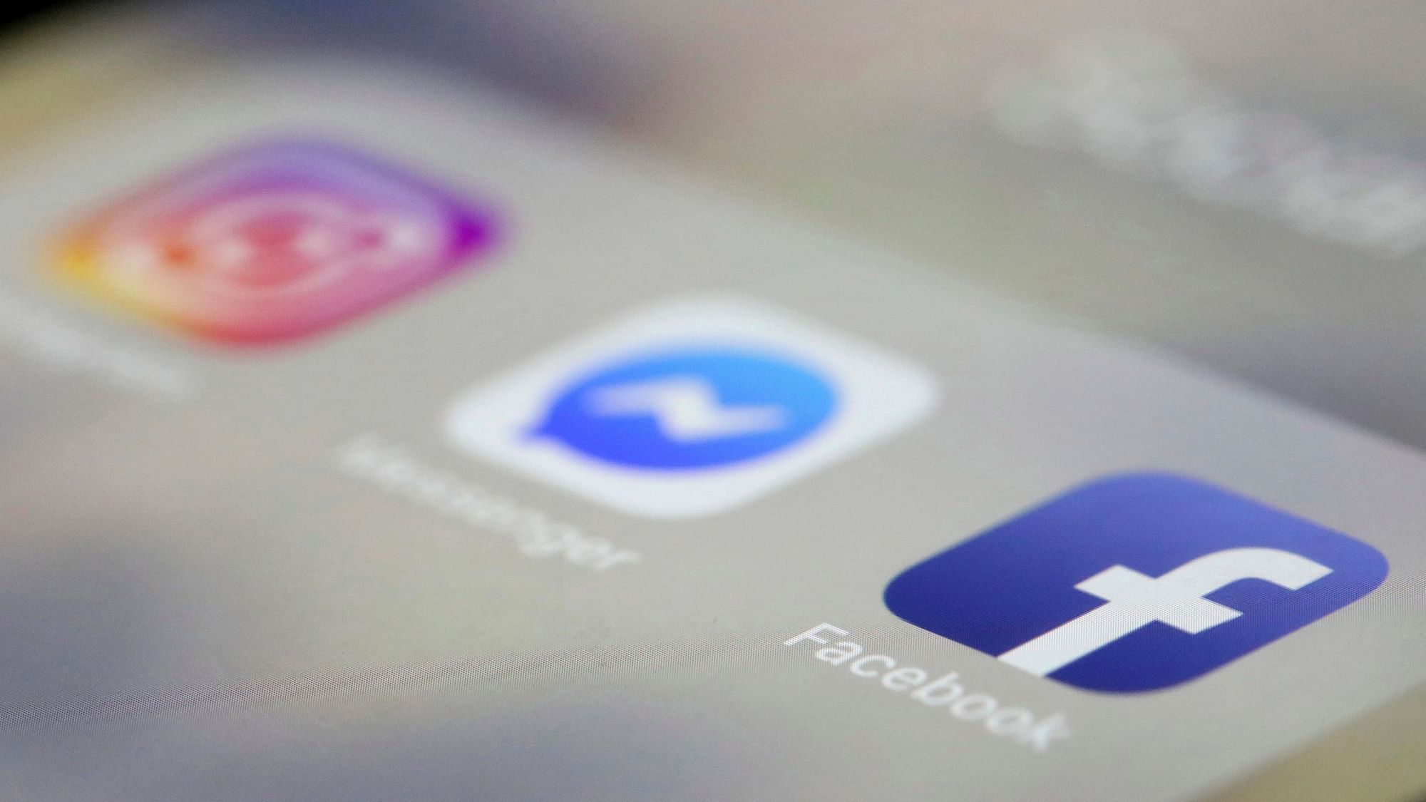 Facebook is removing all personality apps from its platform.