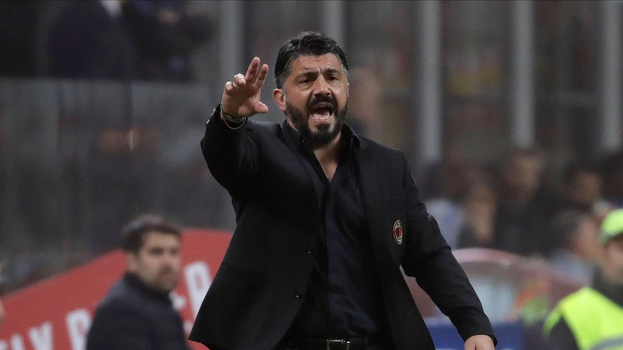 AC Milan coach Gennaro Gattuso shouts out from the touchline during a Serie A  match between AC Milan and Inter Milan at the San Siro stadium in Milan, Italy.&nbsp;