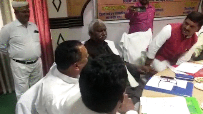 A heated exchange between two BJP leaders was caught on camera on Wednesday in Uttar Pradesh’s Sant Kabir Nagar.