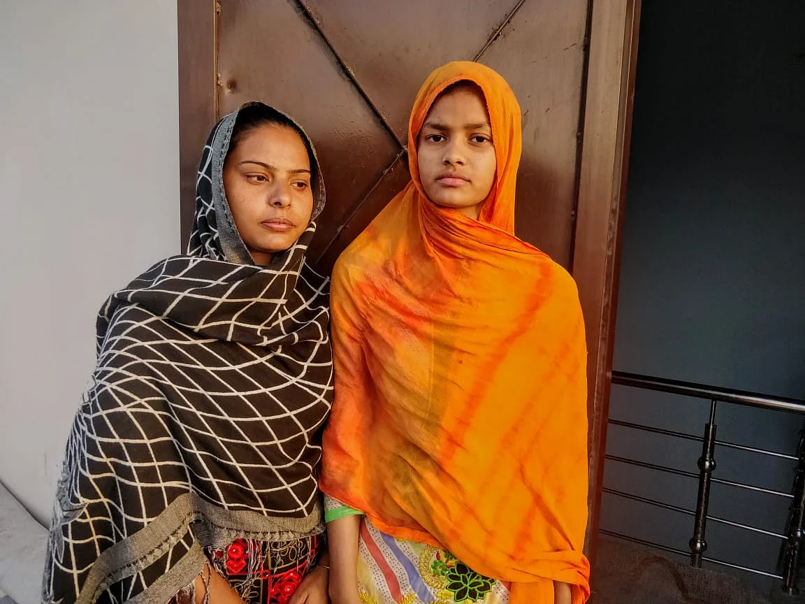 Shaista (left) and Muskaan(right) were among those who wanted Daanishtha to keep shooting.