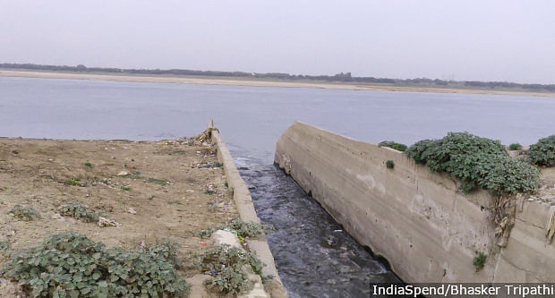 Assi, one of the 80 big drains in Varanasi.
