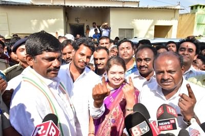VIPs, candidates, celebs among early voters in Karnataka