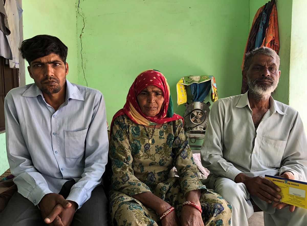 Dozens of farmers in Haryana’s Bhiwani district claim they never got compensation under the 2016 Fasal Bima Yojana.