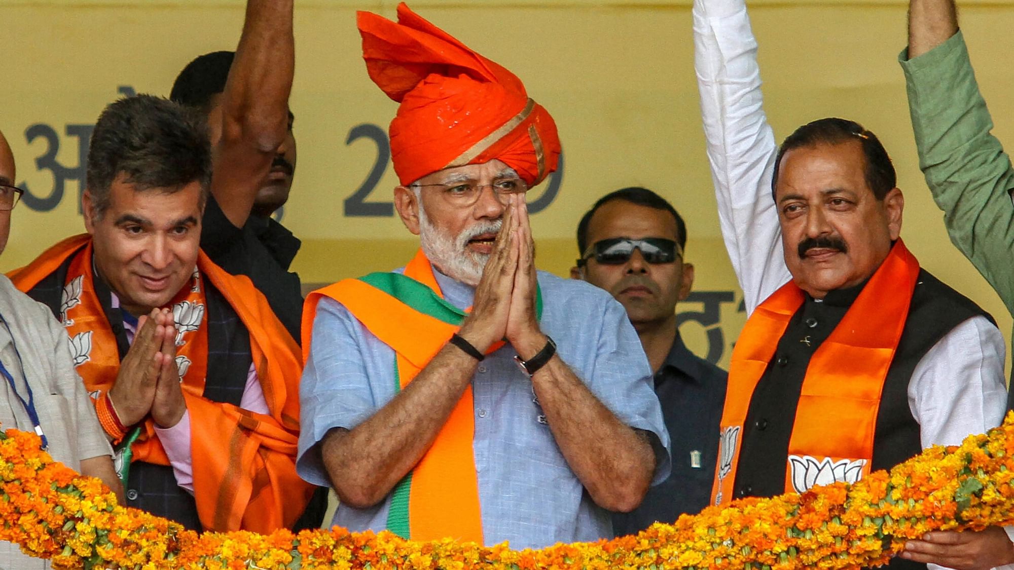 Prime Minister Narendra Modi with Union Minister Jitendra Singh (R) and BJP state president Ravinder Raina.