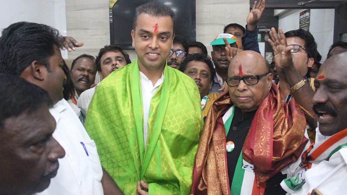 Mumbai Congress chief Milind Deora with party workers.