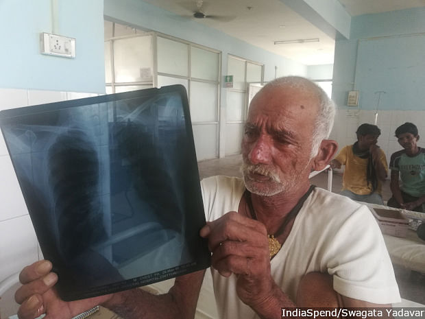 70-year-old Mangal Lal suffers from chronic obstructive pulmonary disease. He has been beedi smoker all his life but quit three years back. He still cooks his food on a <em>chulha</em>.