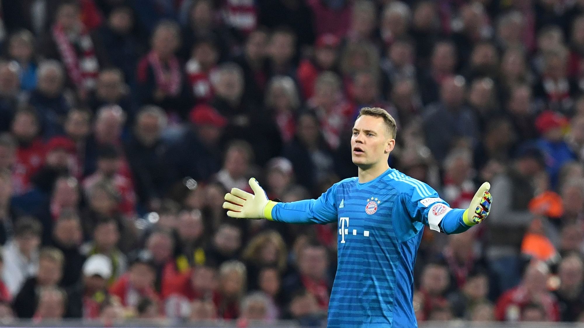 Bayern Munich goalkeeper Manuel Neuer will miss about two weeks with a muscle fiber tear in his calf.