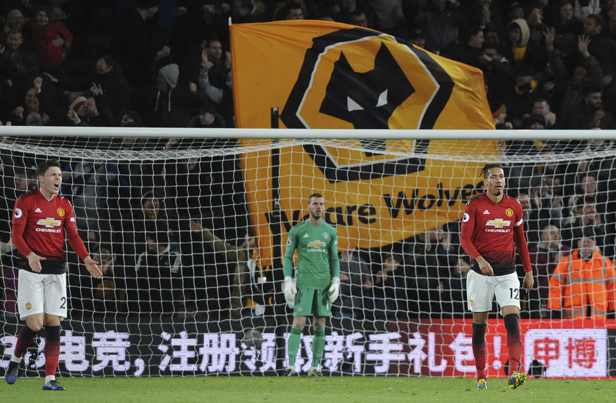 Manchester United Lose 2-1 at Wolves For Third Loss in 4 Games