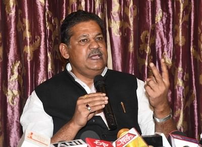 Patna: Suspended BJP MP Kirti Azad addresses a press conference in Patna, on Dec 26, 2018. (Photo: IANS)