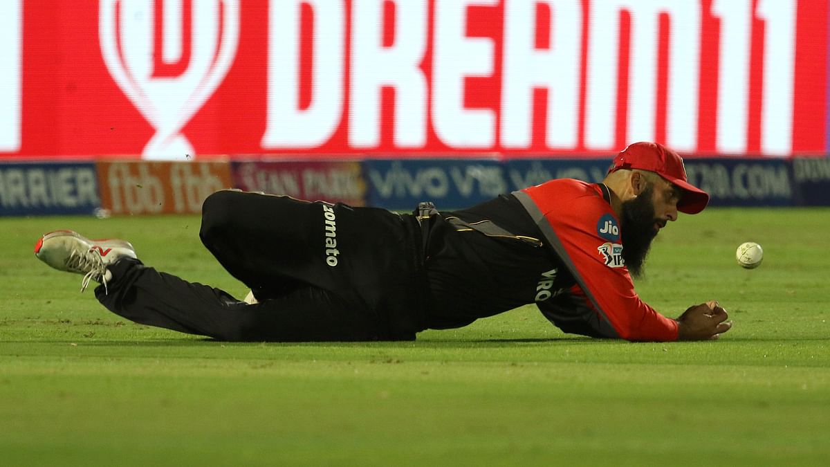 RCB managed 158 for 4 on a difficult wicket but the hosts chased it down with one ball to spare.