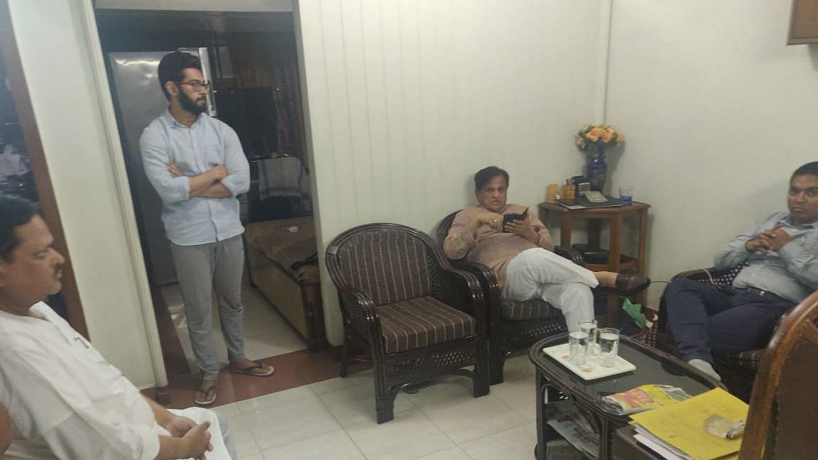 Senior Congress leader Ahmed Patel found himself in the midst of controversy, after he visited the house of his Chattered Accountant SS Muin.