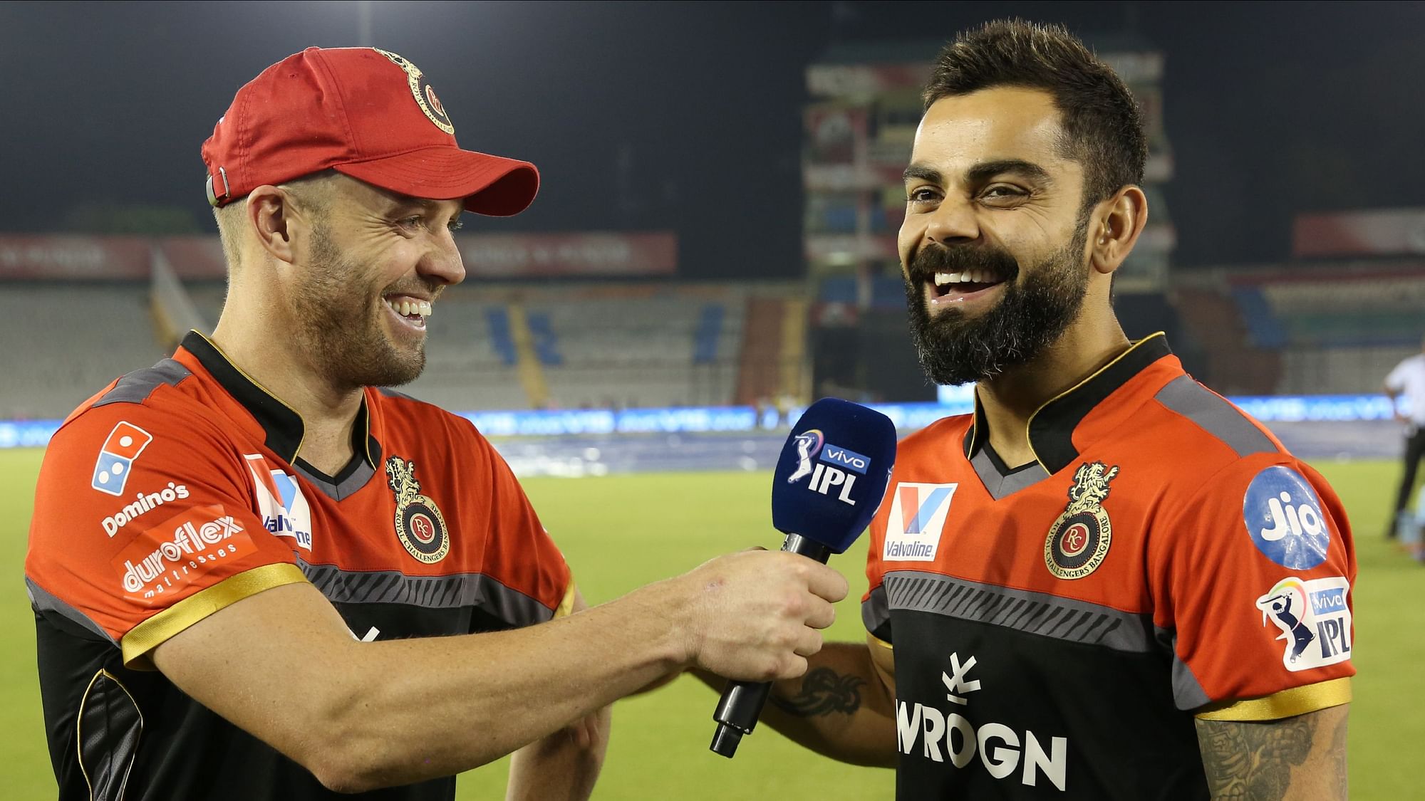 Kohli and De Villiers was all smiles after RCB’s win over KXIP.&nbsp;