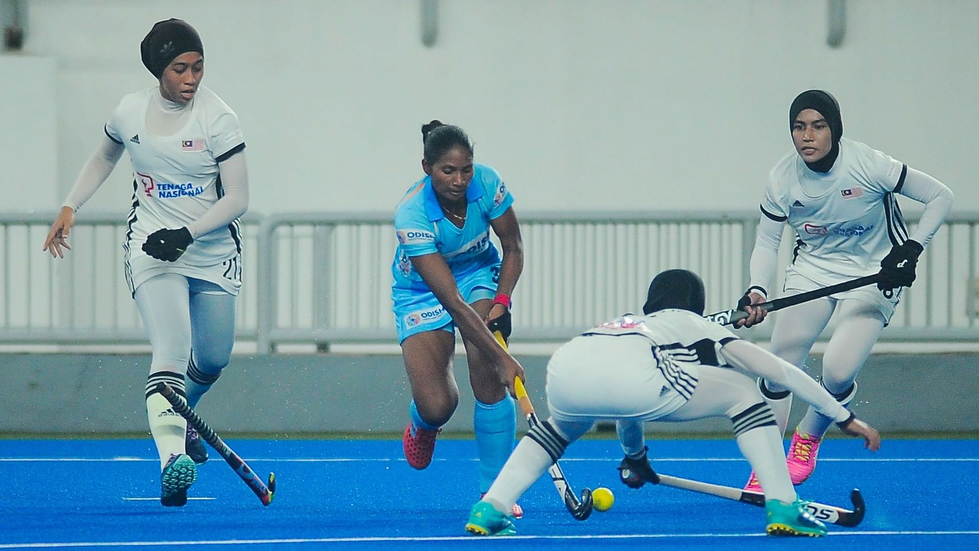 Indian women’s hockey team overcame a 2-4 setback in the third quarter to level the scores 4-4 in their third match against Malaysia.