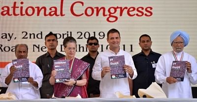 New Delhi: Congress leaders A. K. Antony, Sonia Gandhi, Rahul Gandhi and Manmohan Singh release the party