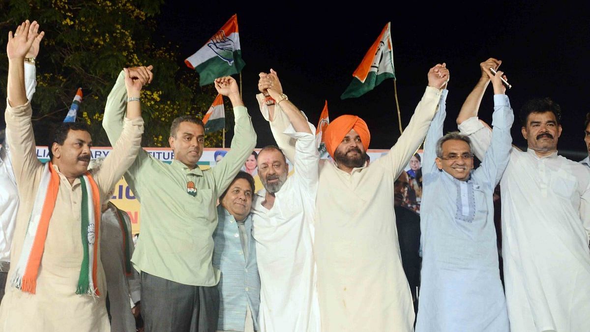 Navjot Sidhu campaigns for Milind Deora in Madanpura.