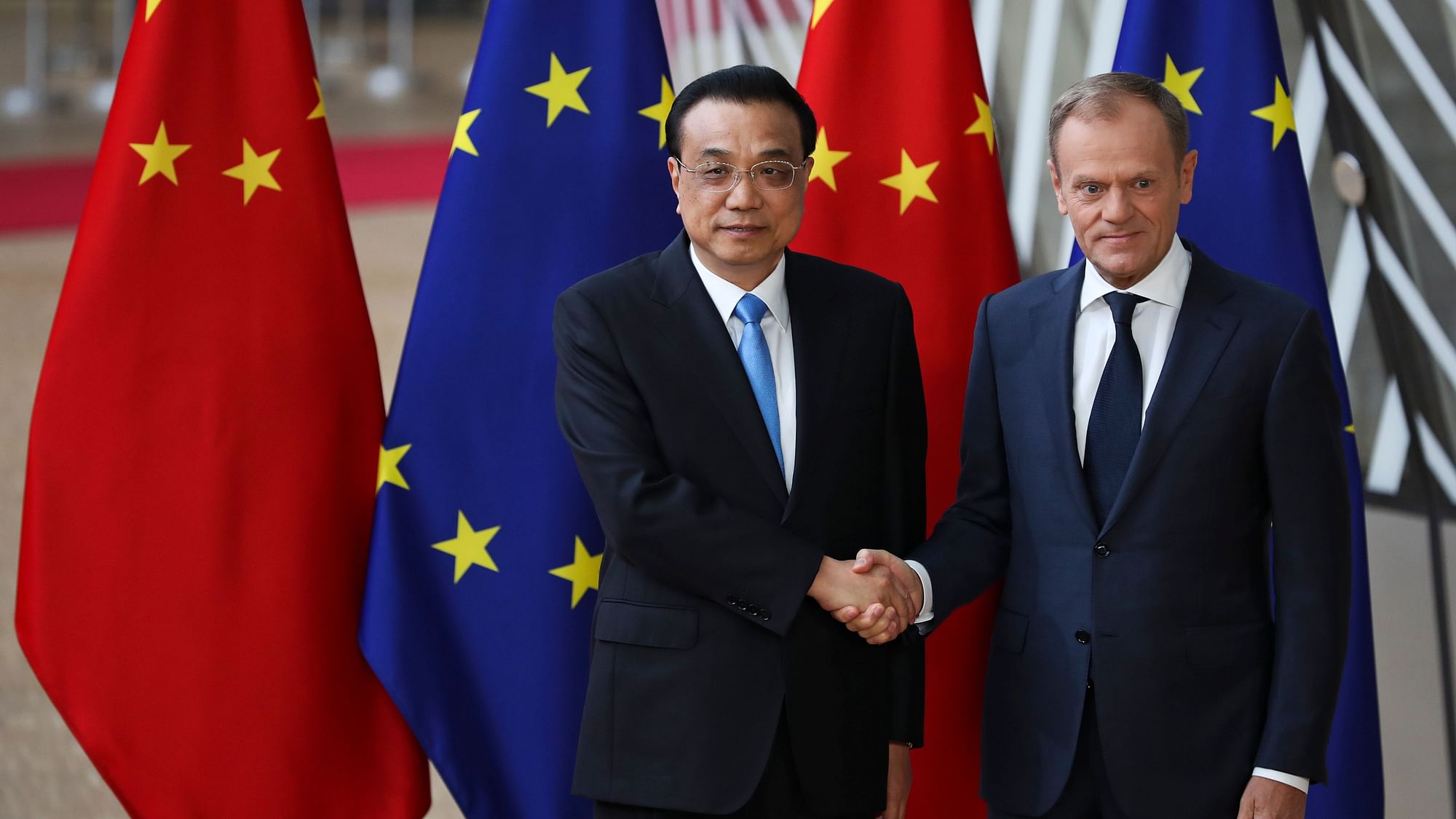 Chinese Premier Li Keqiang with European Council President Donald Tusk.