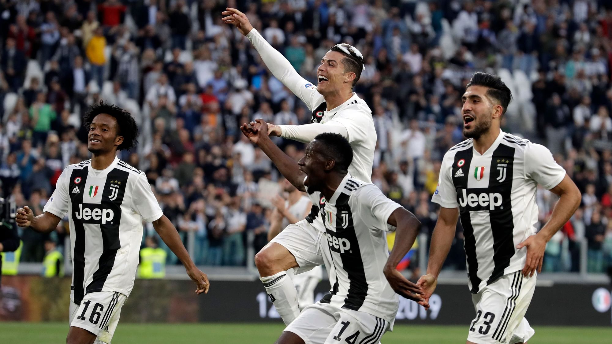 Cristiano Ronaldo played a key role in the winning goal and Juventus beat Fiorentina 2-1 to clinch a record-extending eighth straight Serie A title.