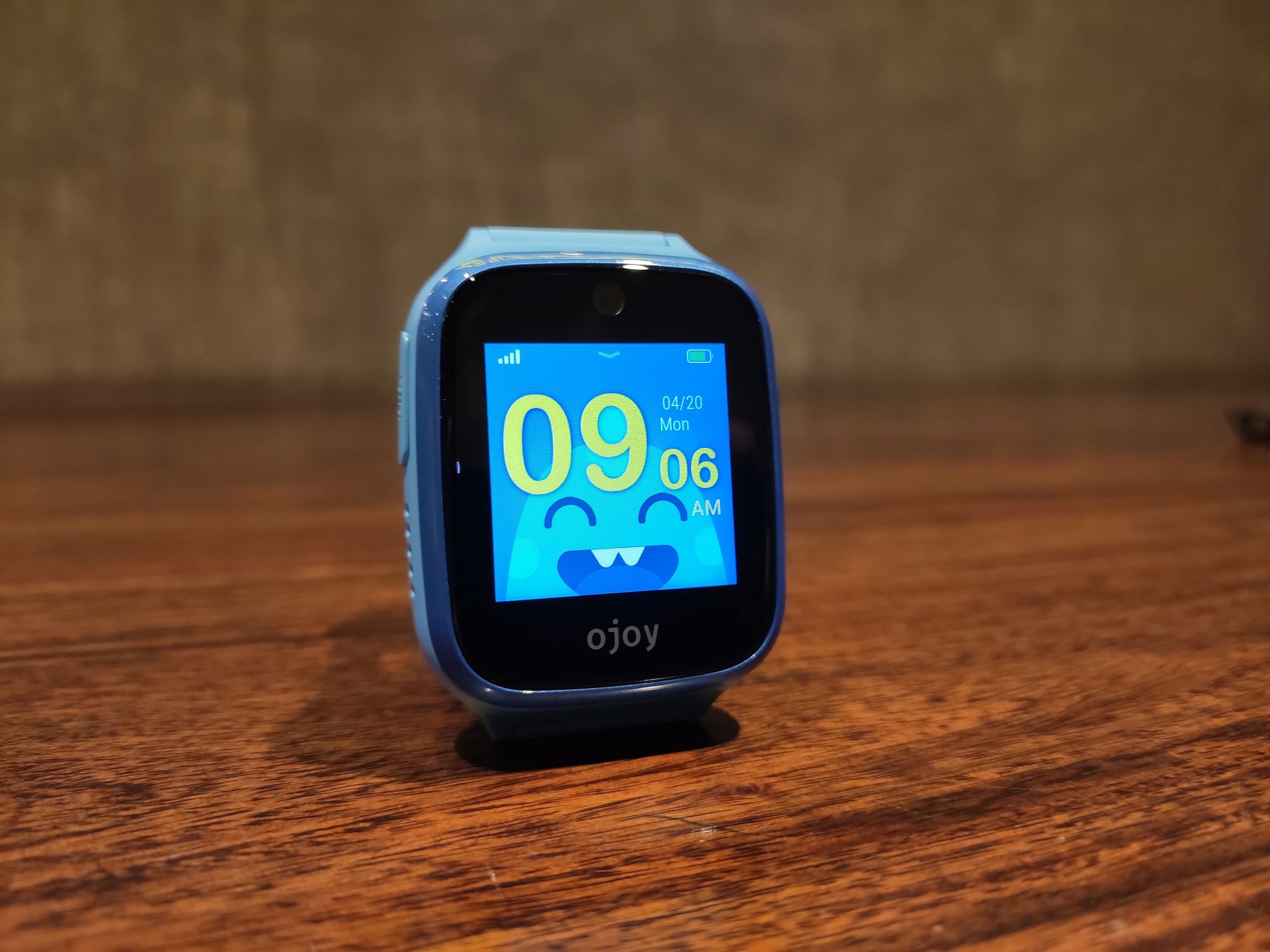 Ojoy A1 Review - The watch for kids is actually smart and helpful