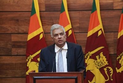 COLOMBO, April 23, 2019 (Xinhua) -- Sri Lankan Prime Minister Ranil Wickremesinghe speaks at a press conference in Colombo, Sri Lanka, April 23, 2019. Sri Lankan Prime Minister Ranil Wickremesinghe said on Tuesday that authorities are making progress in identifying the culprits of the series of bombing attacks and evidence had been found on foreign links of the attacks. At a press conference in Temple Trees, Wickremesinghe said that authorities are looking at the claim by Islamic State (IS) that
