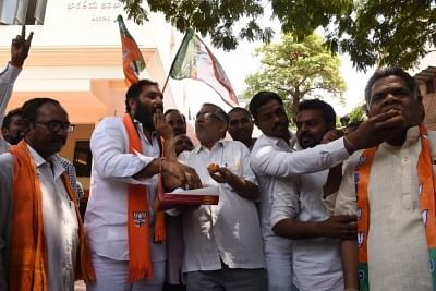 BJP makes inroads in Telangana, wrests 3 seats from TRS