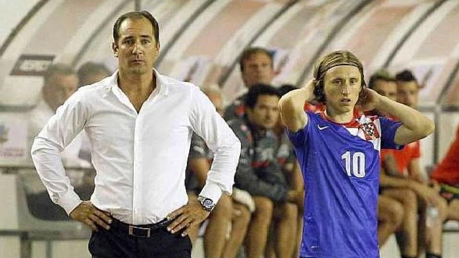 Igor Stimac (left) comes with an experience of over 18 years in coaching, structuring, and developing football and players in Croatia, and internationally.