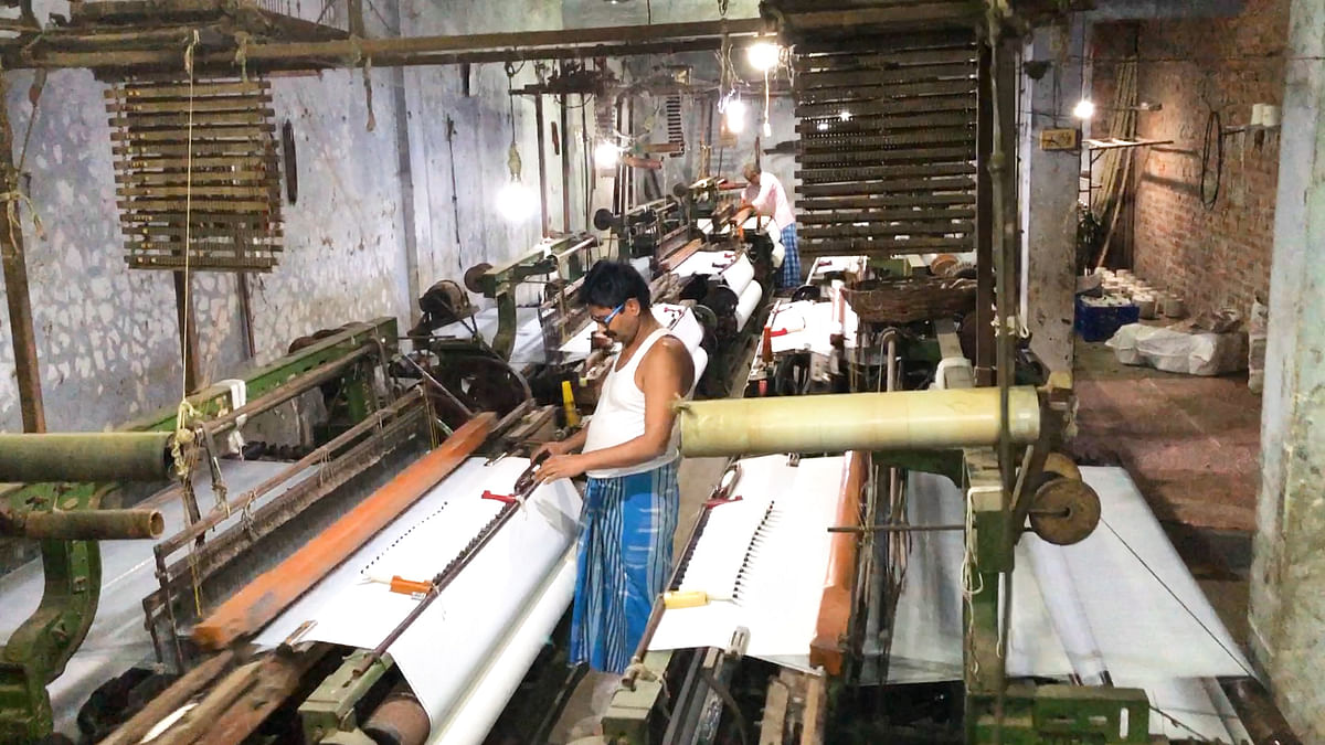 Gorakhpur Weavers on the Verge of Shutting Looms Post-GST