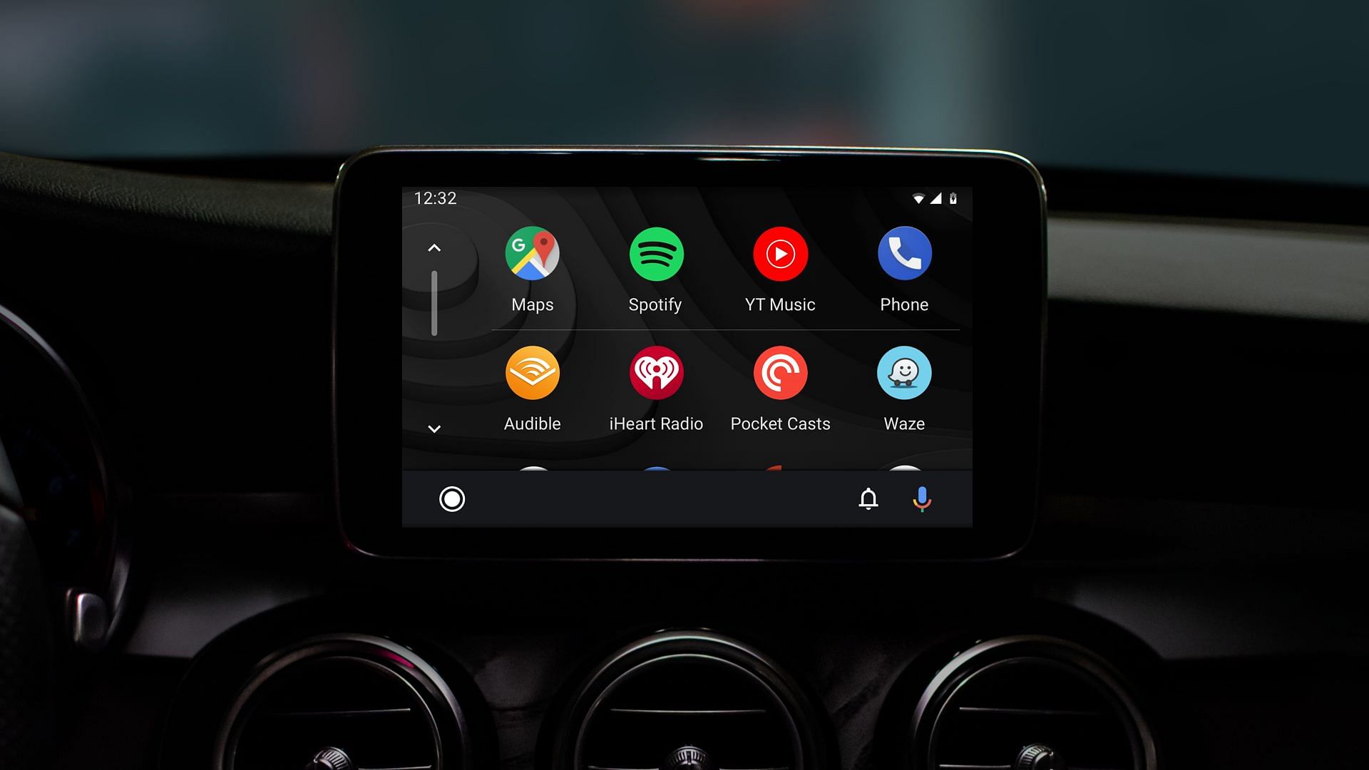 Android Auto with a smarter Google Assistant and dark mode.&nbsp;