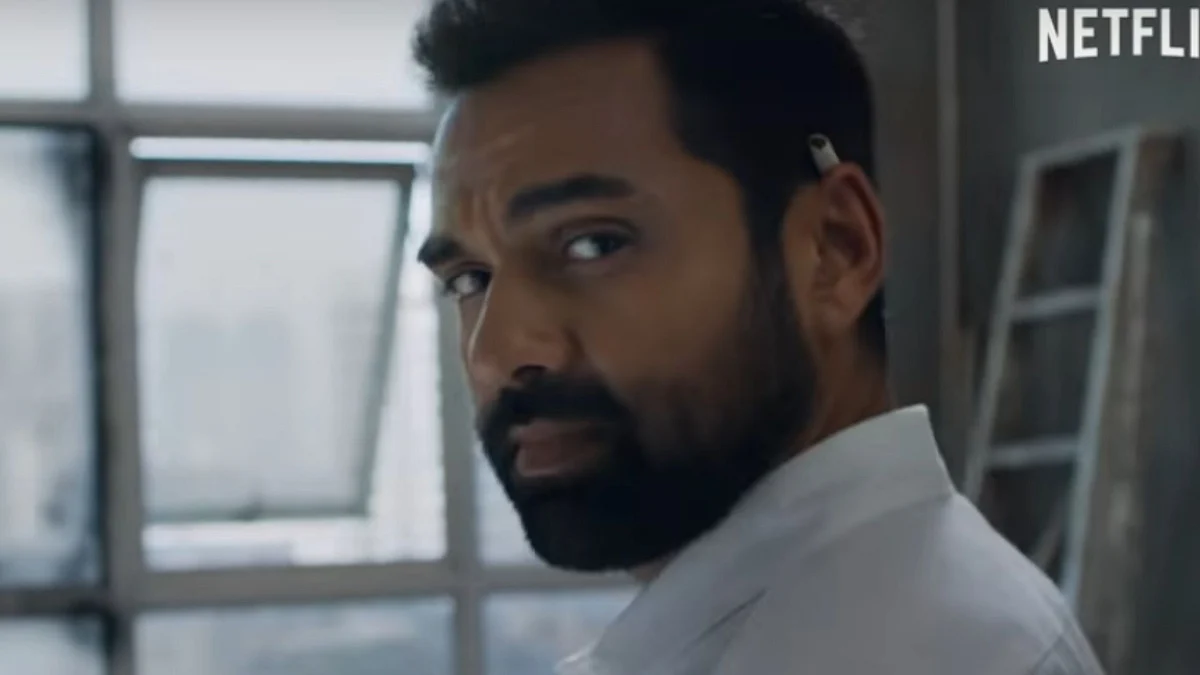 Abhay Deol plays a conman in the film.